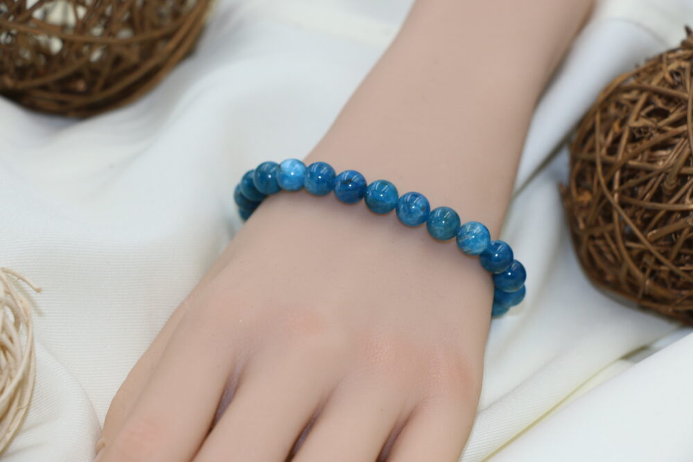 IMG_0443 藍磷灰石手串