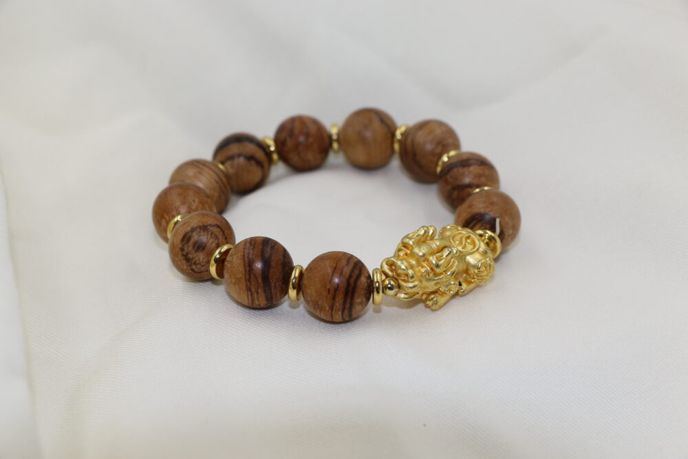 IMG_0650 花奇楠木貔貅