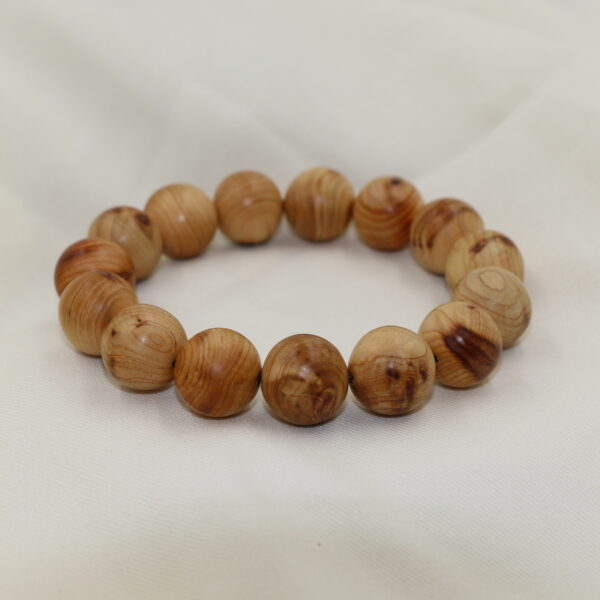 IMG_0652 重油崖柏圓珠