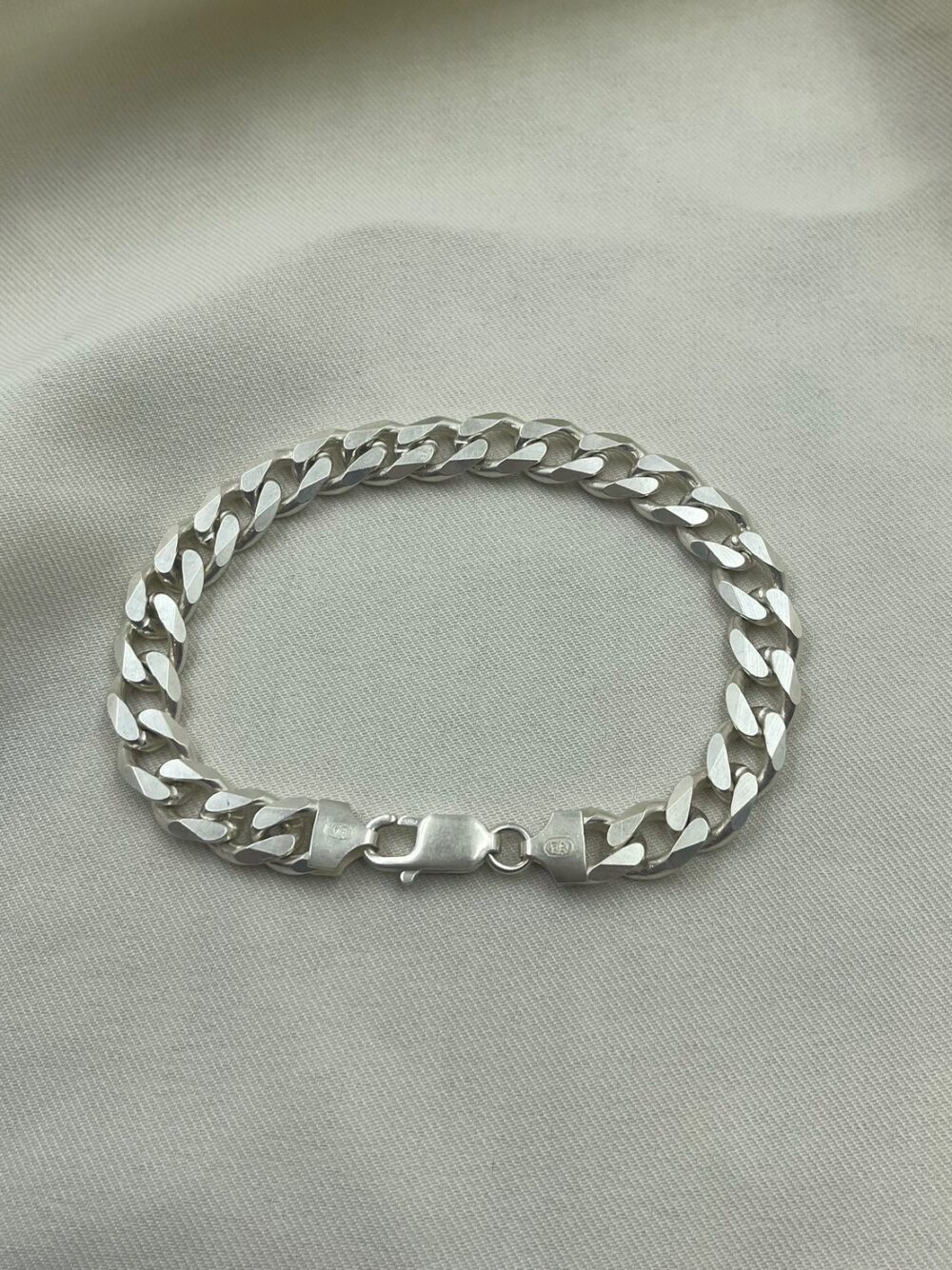 LINE_ALBUM_銀飾_251001_10 鎖鏈銀手鍊(男)27.5g